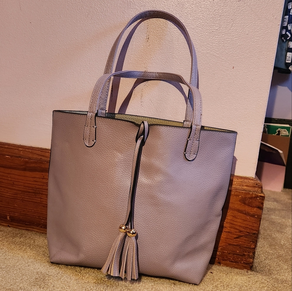 Charming Charlie purple tote